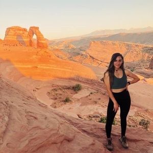 Meet your Posher, Jackie